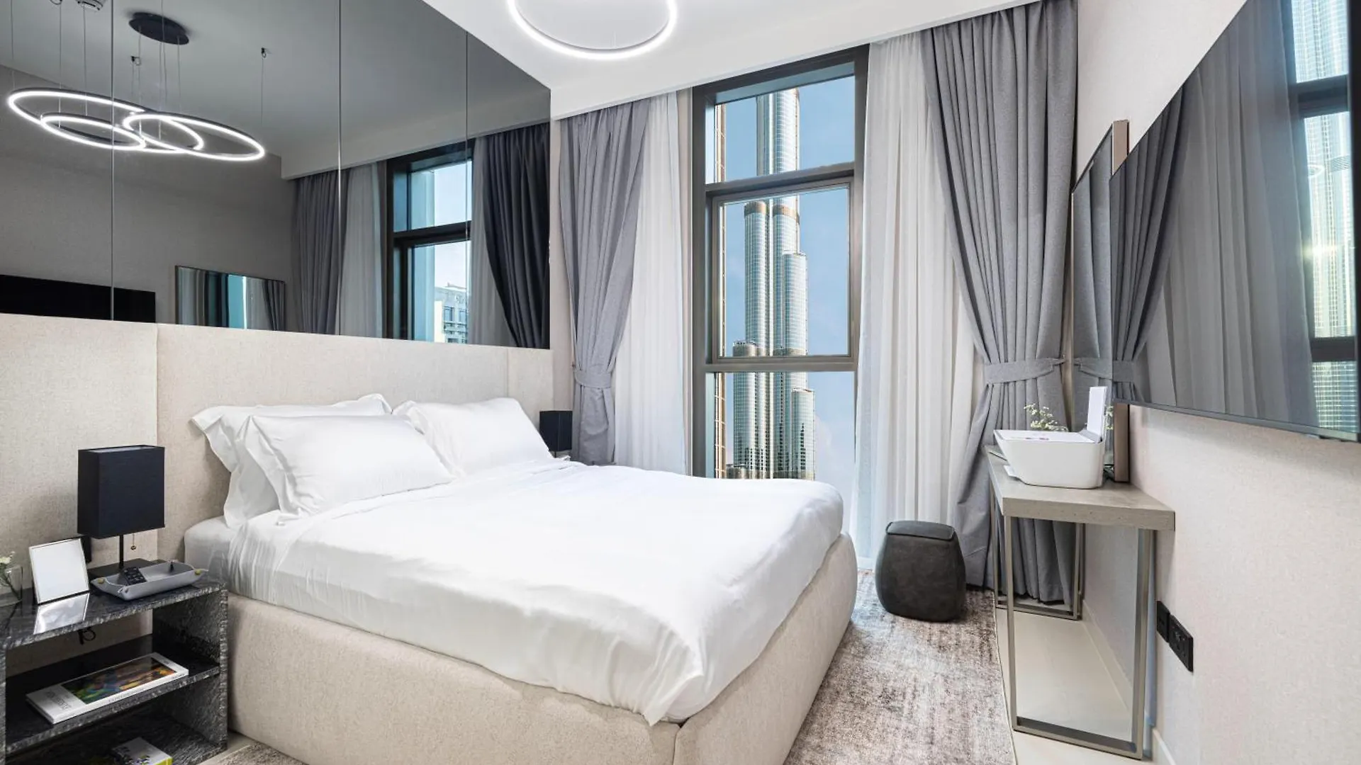 Luxury 4Br Burj Khalifa View Dubai Mall