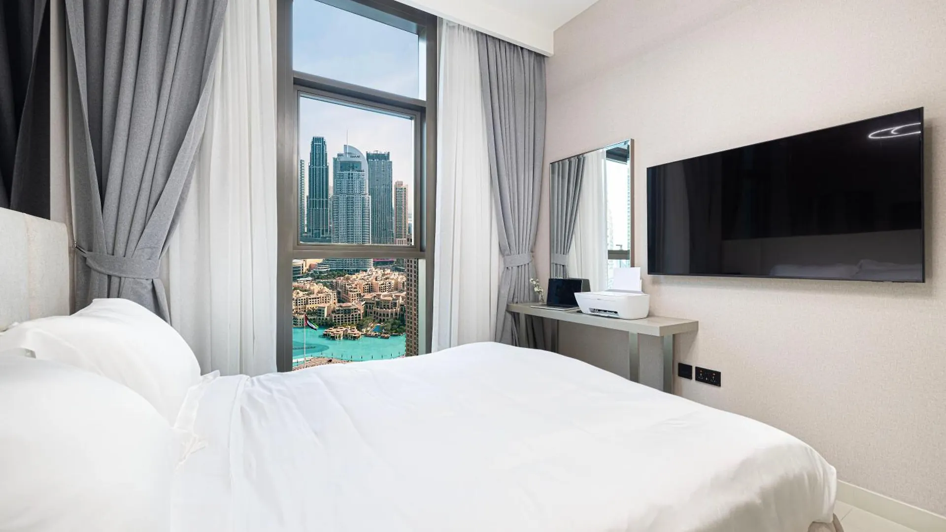 Luxury 4Br Burj Khalifa View Dubai Mall