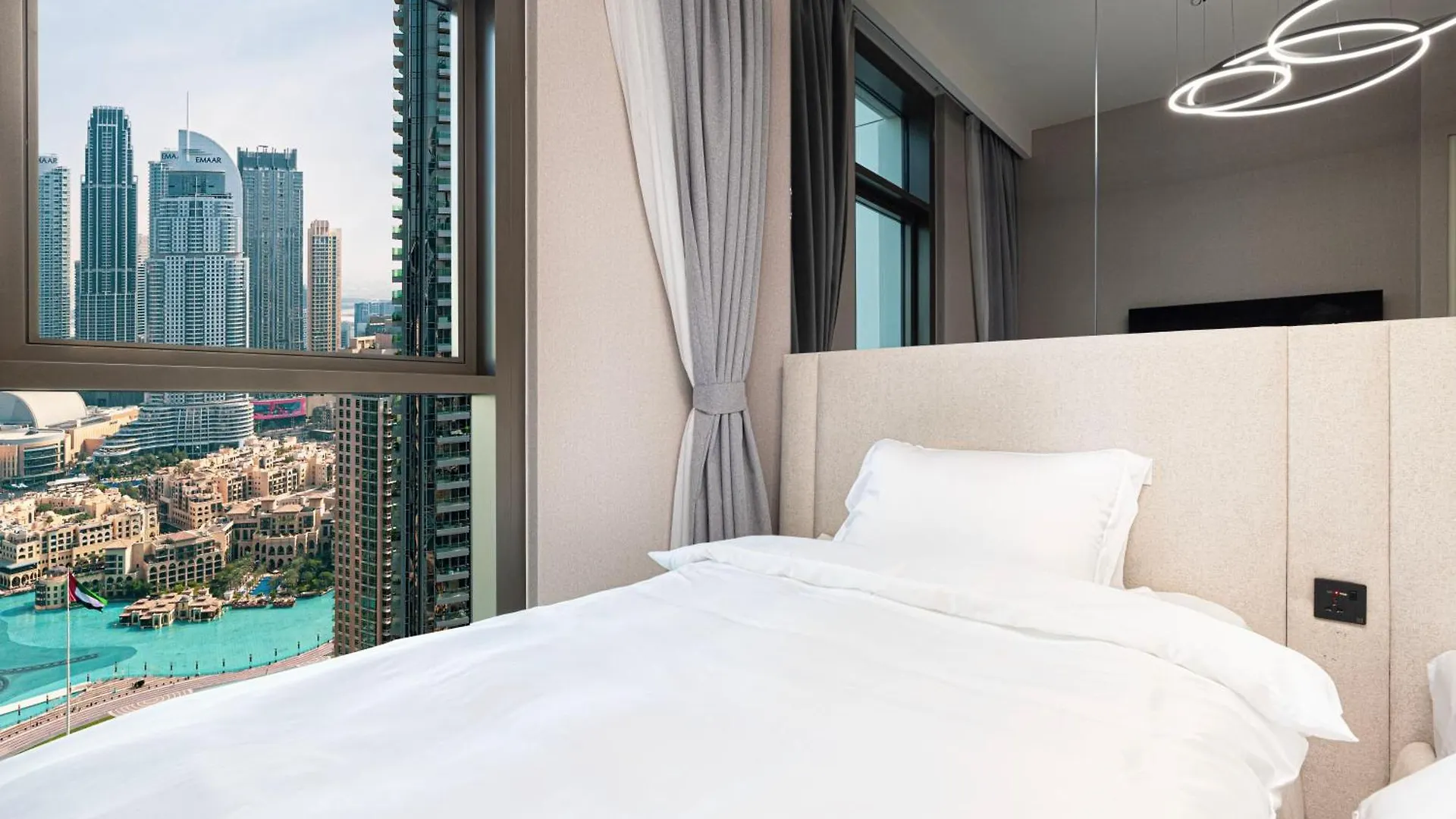 Luxury 4Br Burj Khalifa View Dubai Mall Apartment